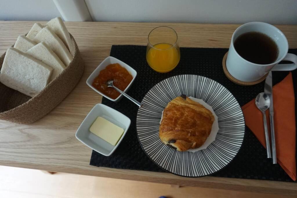 Le Calme A 2 Pas De Paris Apartment ลูวาลัวเปแรต์ ภายนอก รูปภาพ